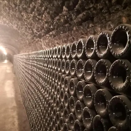 아파트 Groom - Jacuzzi & Champagne 에페르네이