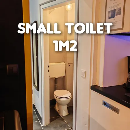 Lägenhet Groom - Jacuzzi & Champagne