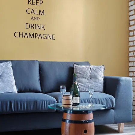 Apartment Groom - Jacuzzi & Champagne Epernay