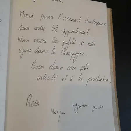 아파트 Groom - Jacuzzi & Champagne *