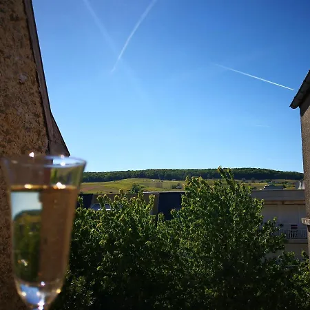 Groom - Jacuzzi & Champagne