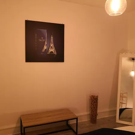 Groom - Jacuzzi & Champagne * Épernay