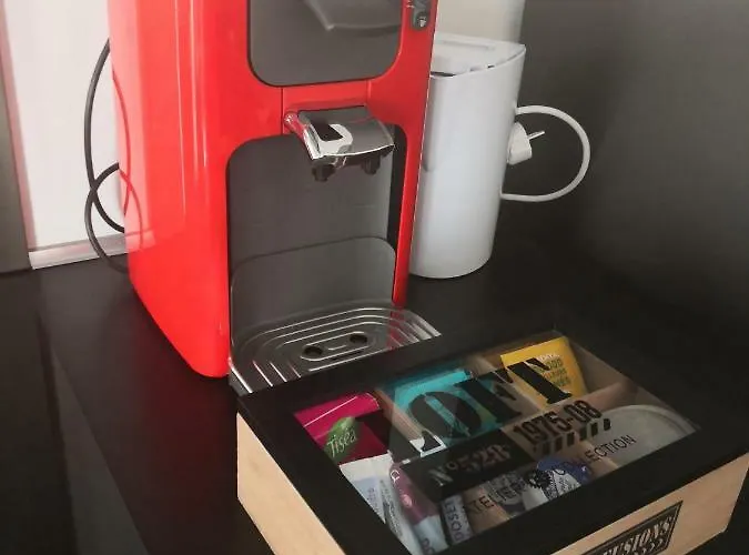 Groom - Jacuzzi & Champagne Épernay